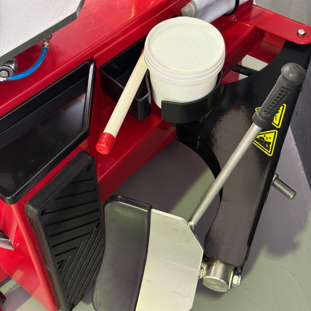 Snaptech STC 658 Semi Automatic Tyre Changer