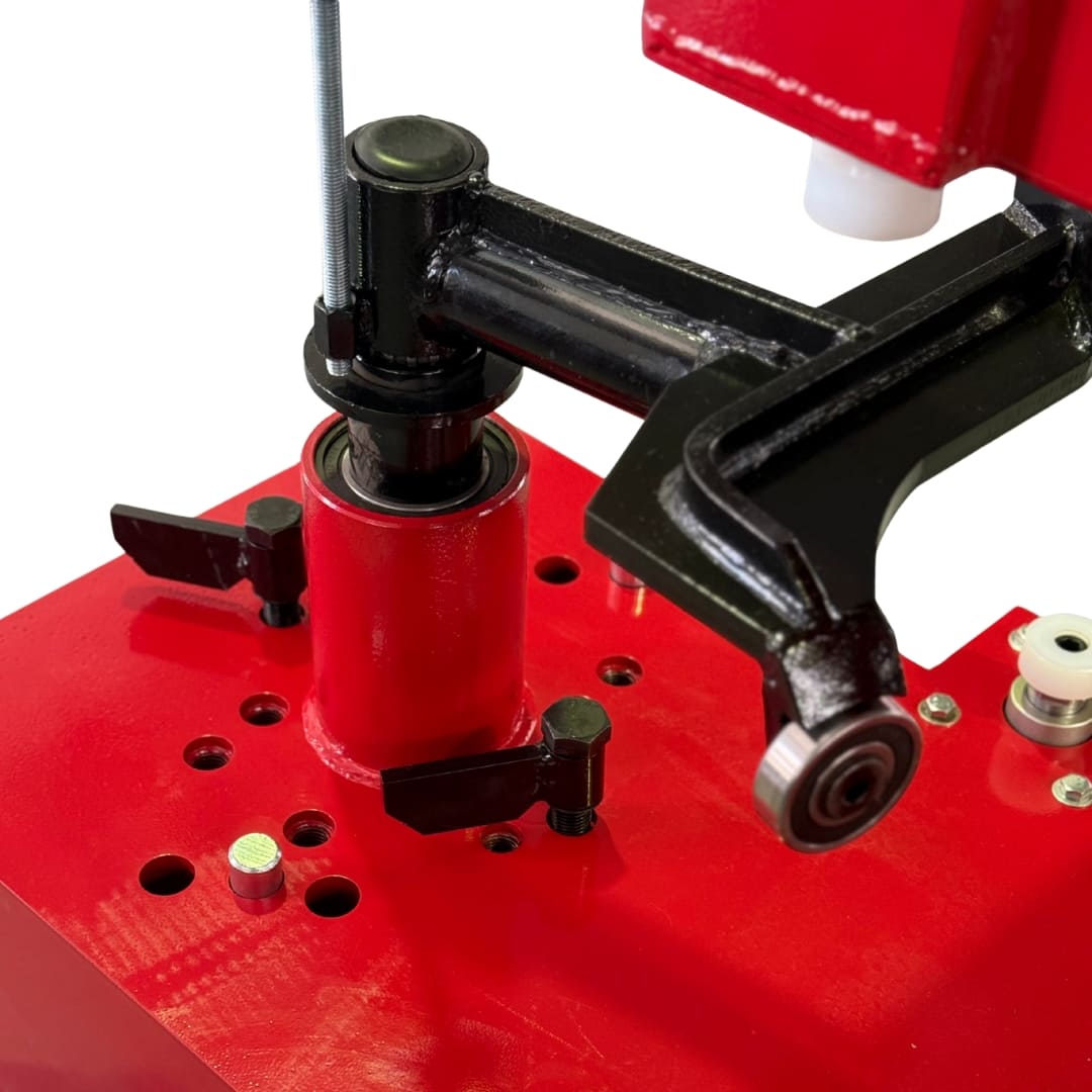 Snaptech Mobile Truck Tyre Changer